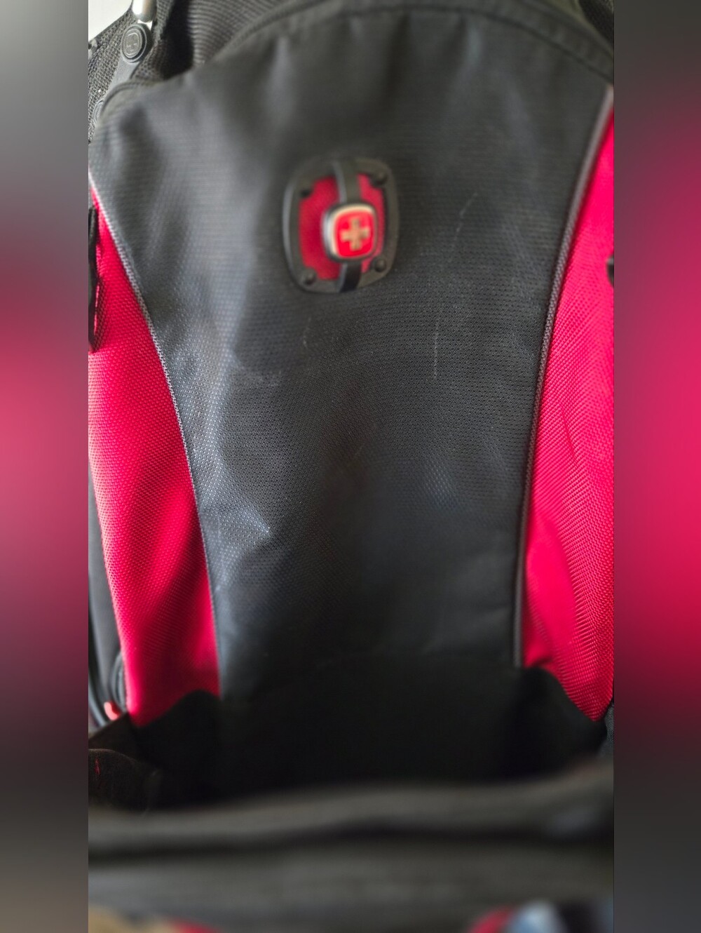 SwissGear Black & Red Men's Backpack - Durable Travel & Laptop Bag - Picture 6 of 13